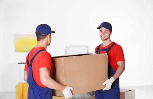 Moving van service for homes and businesses in Covent Garden